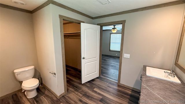 4200 W 730 Road, Hulbert, OK 74441
