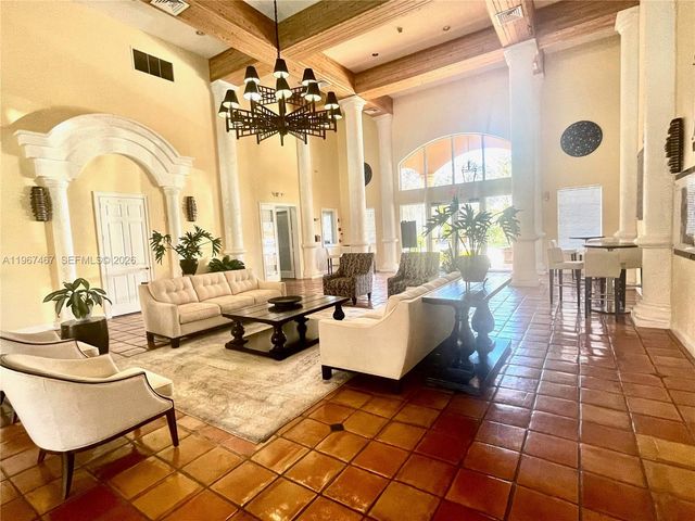 100 SW 117th Ter 2101, Pembroke Pines, FL 33025