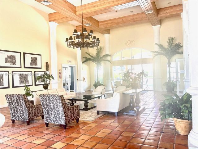 100 SW 117th Ter 2101, Pembroke Pines, FL 33025