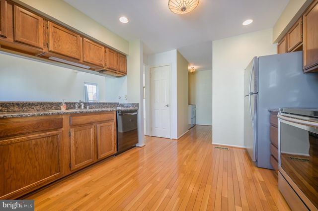 15241 LARKSPUR LN, Dumfries, VA 22025