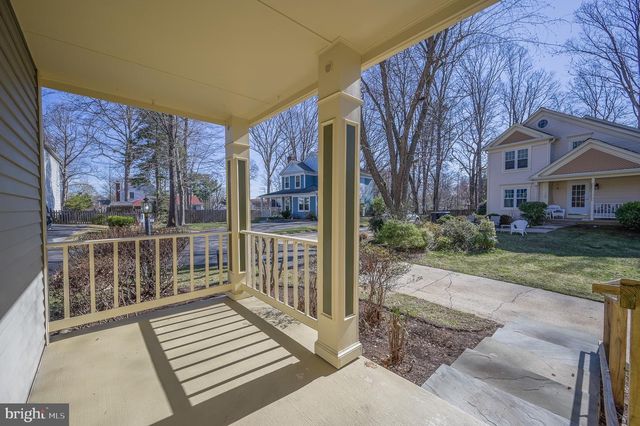 15241 LARKSPUR LN, Dumfries, VA 22025