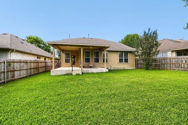 581 Middle CRK, Buda, TX 78610