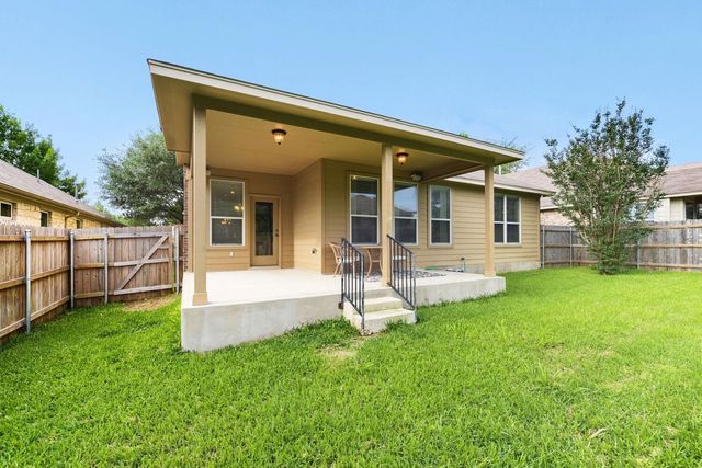 581 Middle CRK, Buda, TX 78610
