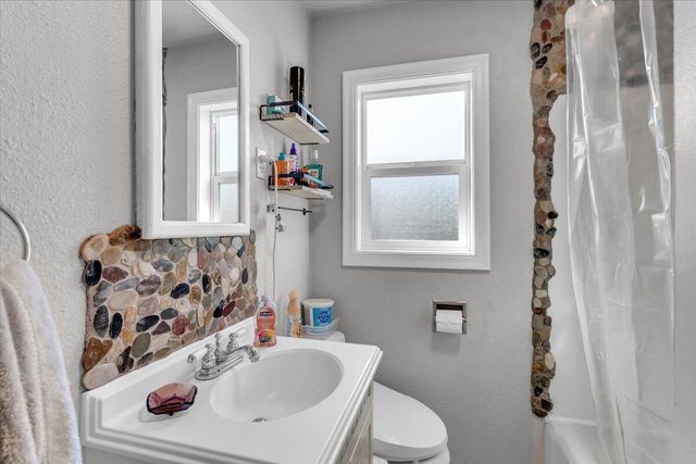 3426 Brush Street, Cottonwood, CA 96022