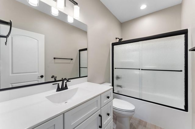 12763 Creekside Drive, Cedar Lake, IN 46303