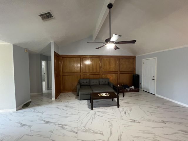 13411 Natasha Lane, Houston, TX 77015