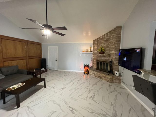 13411 Natasha Lane, Houston, TX 77015