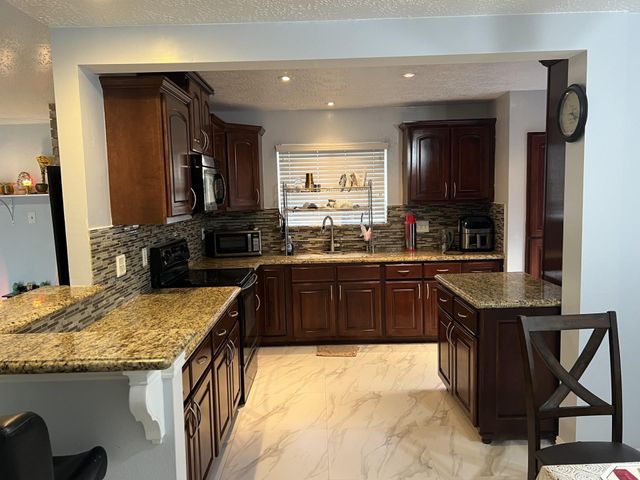 13411 Natasha Lane, Houston, TX 77015