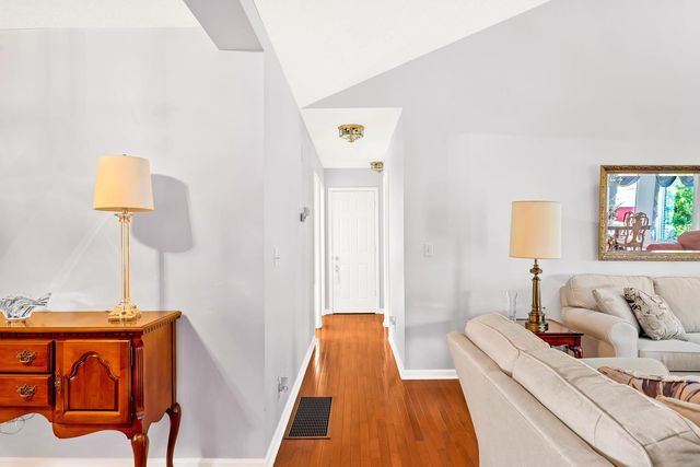 226 Signal Ridge Road, Frankfort, KY 40601