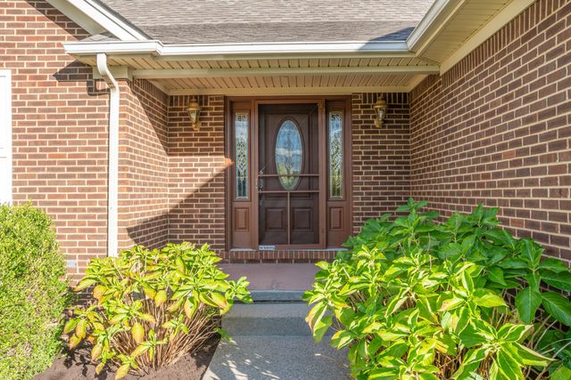 226 Signal Ridge Road, Frankfort, KY 40601