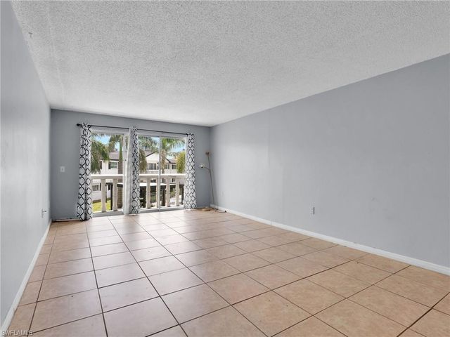 3704 Broadway 217, Fort Myers, FL 33901