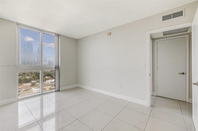 1861 S River Drive 2006, Miami, FL 33125