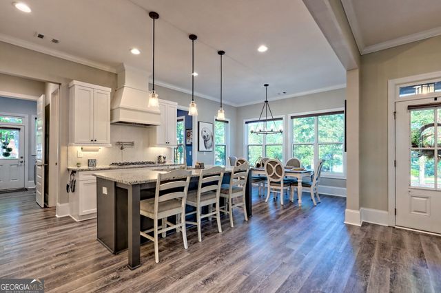 149 Fall Pippin Court, Clarkesville, GA 30523