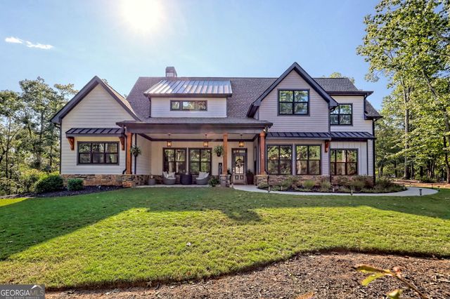 149 Fall Pippin Court, Clarkesville, GA 30523