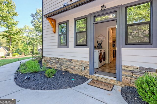 149 Fall Pippin Court, Clarkesville, GA 30523