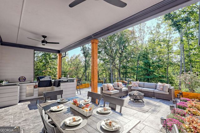 149 Fall Pippin Court, Clarkesville, GA 30523