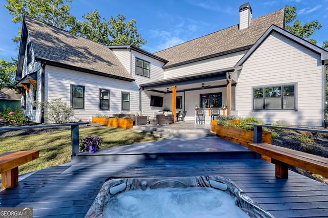 149 Fall Pippin Court, Clarkesville, GA 30523