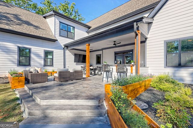 149 Fall Pippin Court, Clarkesville, GA 30523