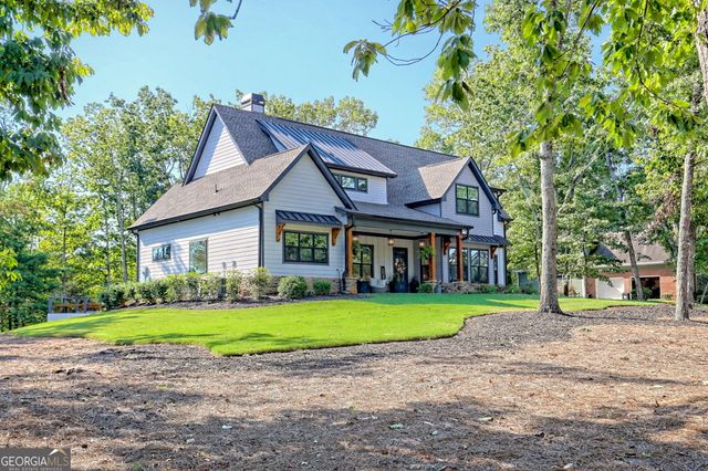 149 Fall Pippin Court, Clarkesville, GA 30523