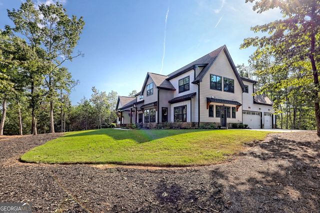 149 Fall Pippin Court, Clarkesville, GA 30523