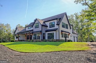 149 Fall Pippin Court, Clarkesville, GA 30523