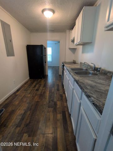 8817 6TH Avenue, Jacksonville, FL 32208