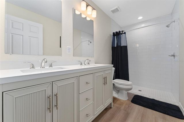 14 LOCUST LOOP COURSE, Ocala, FL 34472