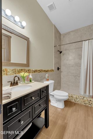 500 COUNTRY OAKS Drive, El Paso, TX 79932