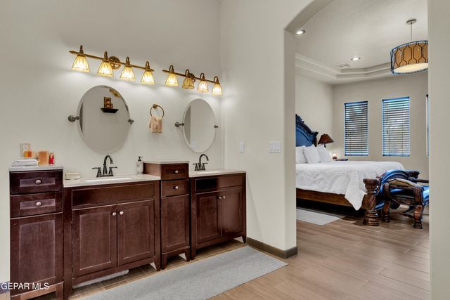 500 COUNTRY OAKS Drive, El Paso, TX 79932
