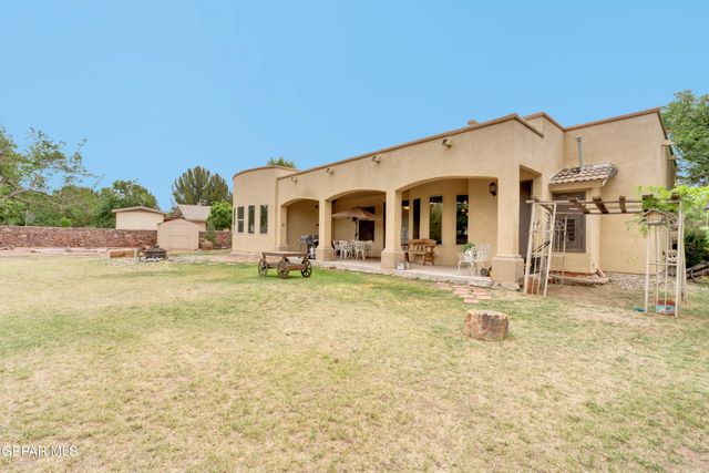 500 COUNTRY OAKS Drive, El Paso, TX 79932