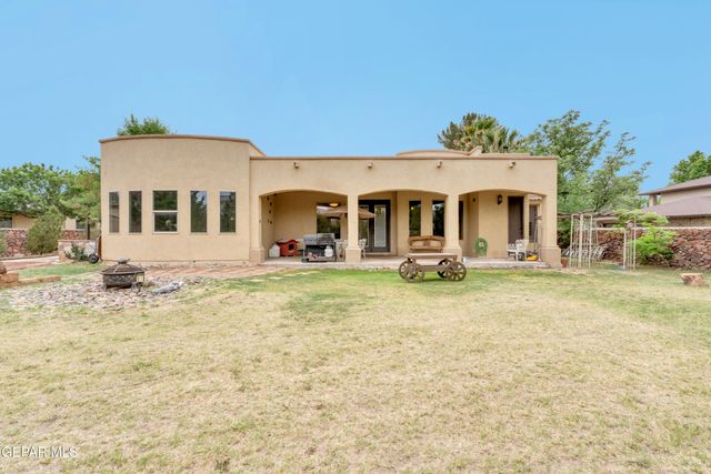 500 COUNTRY OAKS Drive, El Paso, TX 79932