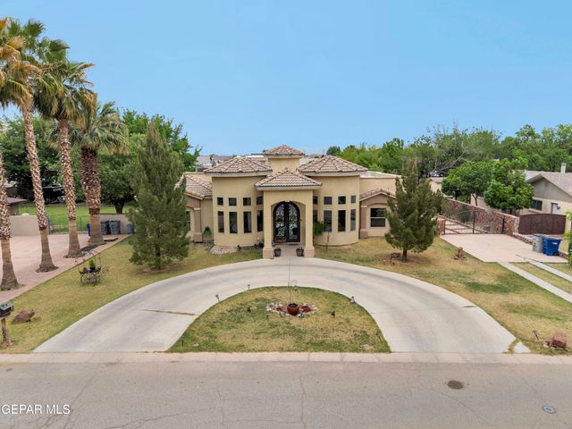 500 COUNTRY OAKS Drive, El Paso, TX 79932
