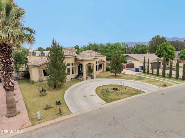 500 COUNTRY OAKS Drive, El Paso, TX 79932