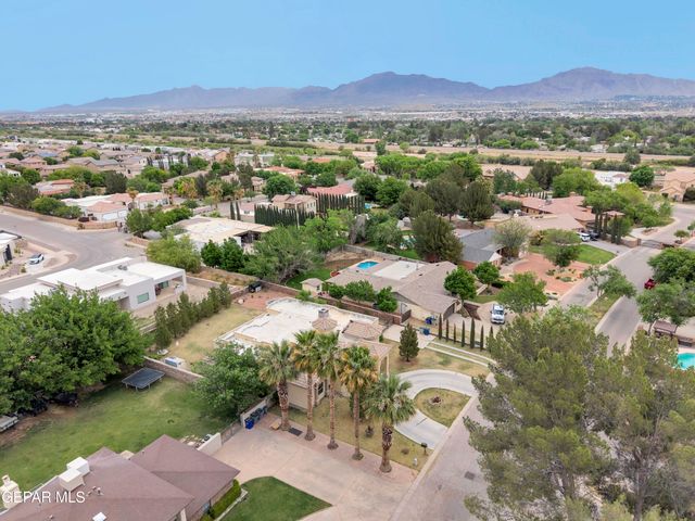 500 COUNTRY OAKS Drive, El Paso, TX 79932
