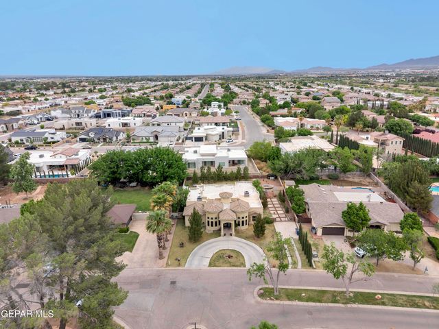 500 COUNTRY OAKS Drive, El Paso, TX 79932