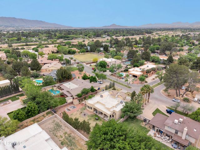 500 COUNTRY OAKS Drive, El Paso, TX 79932