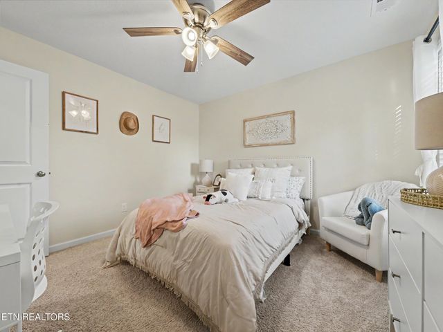 1117 Beacon Rd, Sevierville, TN 37876