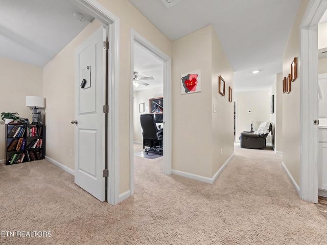 1117 Beacon Rd, Sevierville, TN 37876