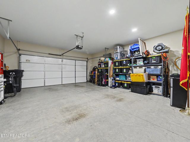 1117 Beacon Rd, Sevierville, TN 37876