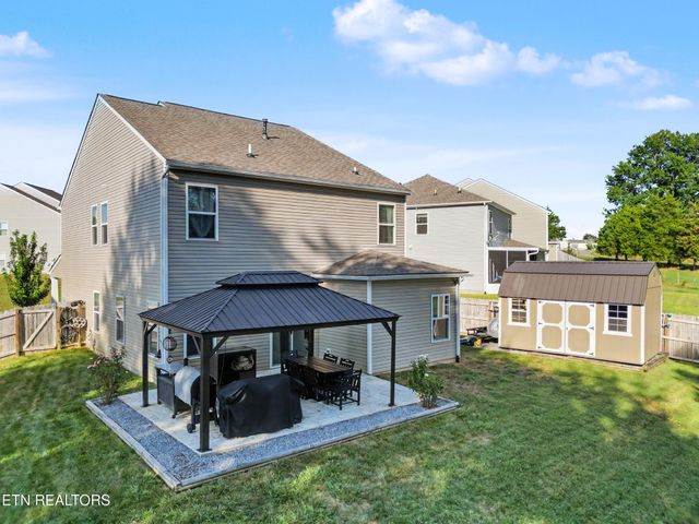 1117 Beacon Rd, Sevierville, TN 37876