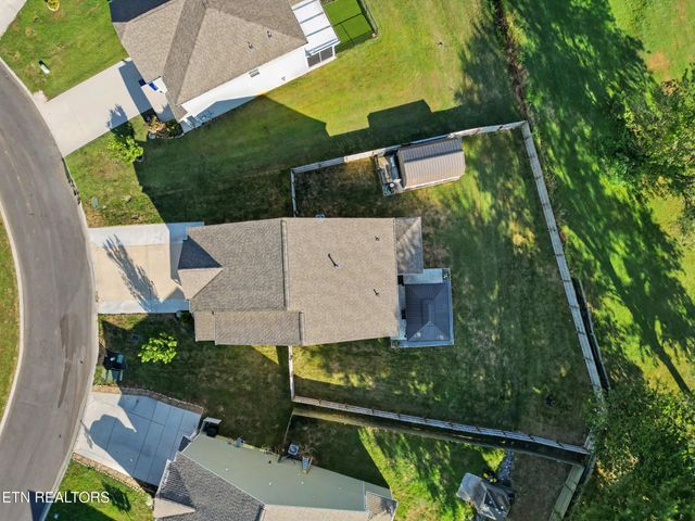 1117 Beacon Rd, Sevierville, TN 37876