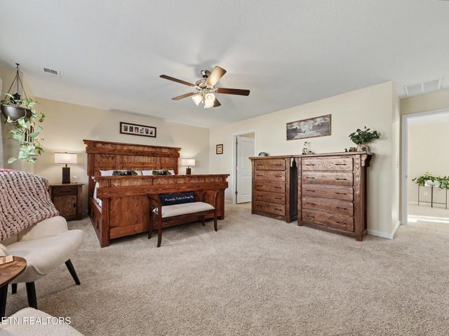 1117 Beacon Rd, Sevierville, TN 37876