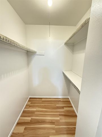 7040 Jetty Lane, Houston, TX 77072