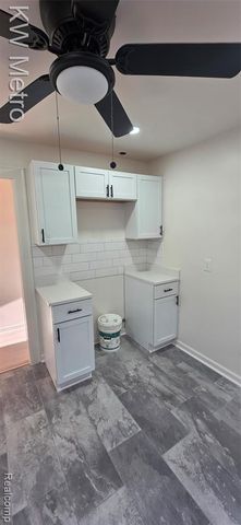 17144 Greenlawn Street, Detroit, MI 48221