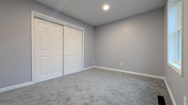 19219 Hamilton Street, South Bend, IN 46637