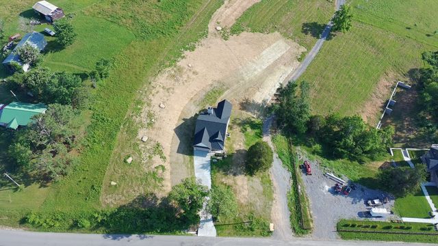 2953 Wixtown Rd, Westmoreland, TN 37186