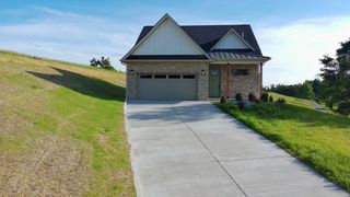 2953 Wixtown Rd, Westmoreland, TN 37186
