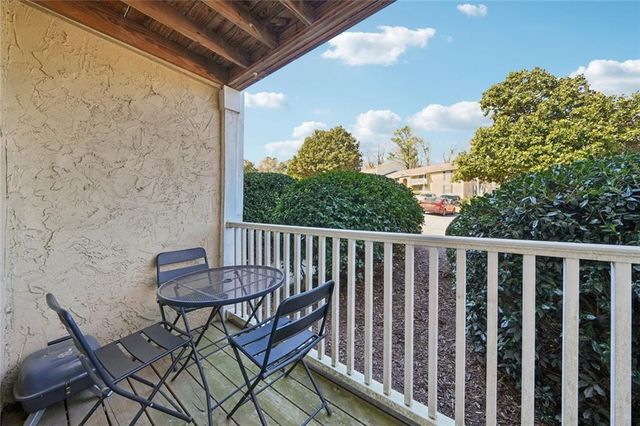 311 Seven Pines Court 207, Atlanta, GA 30339