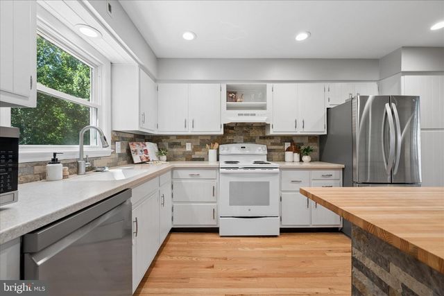 4985 LINGANORE VIEW DR, Monrovia, MD 21770