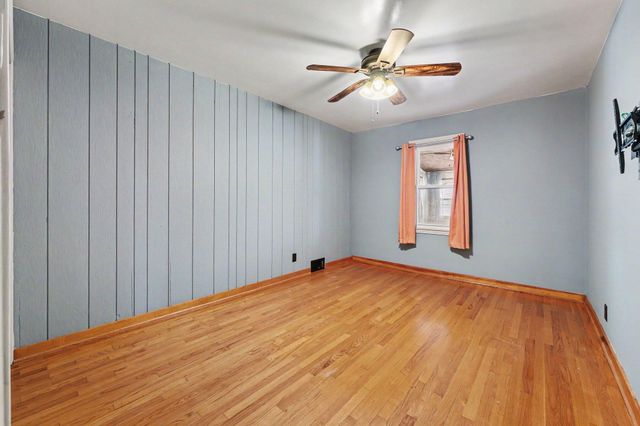 2111 Stanton Avenue, Whiting, IN 46394